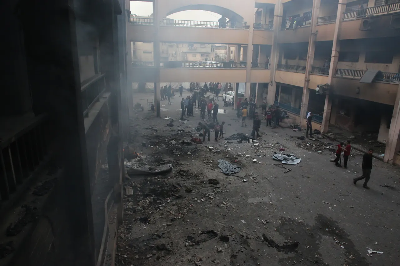 حمله هوایی اسرائیل به مدرسه محل اسکان آوارگان و یک خانه مسکونی در غزه